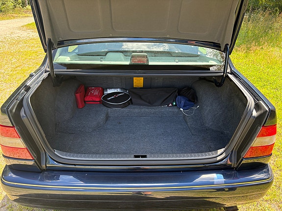 Volvo S90 4 of 18