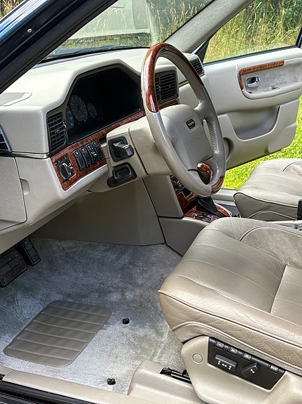 Volvo S90 7 of 18