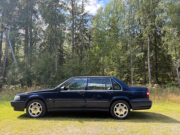 Volvo S90 3 of 18