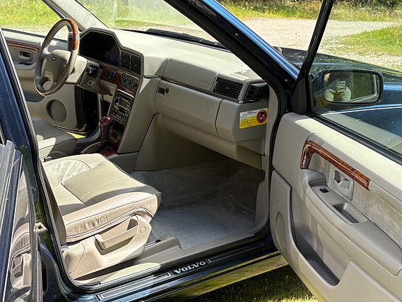 Volvo S90 8 of 18
