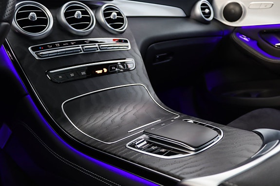 Mercedes-Benz GLC300 de 14 of 19