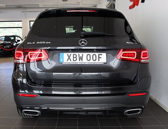 Mercedes-Benz GLC300 de 5 of 19