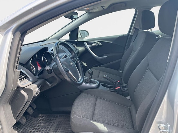 Opel Astra 9 of 9