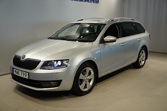 Skoda Octavia 2 of 16