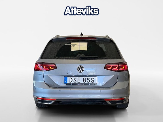 Volkswagen Passat 4 of 19