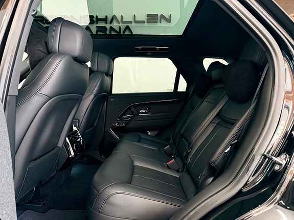Land Rover Range Rover Sport 10 of 30