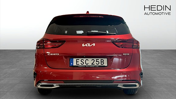 Kia Ceed 7 of 9