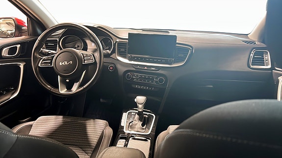 Kia Ceed 4 of 9