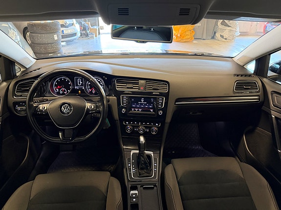 Volkswagen Golf I 21 of 25