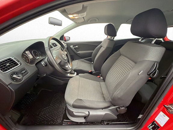 Volkswagen Polo 10 of 27
