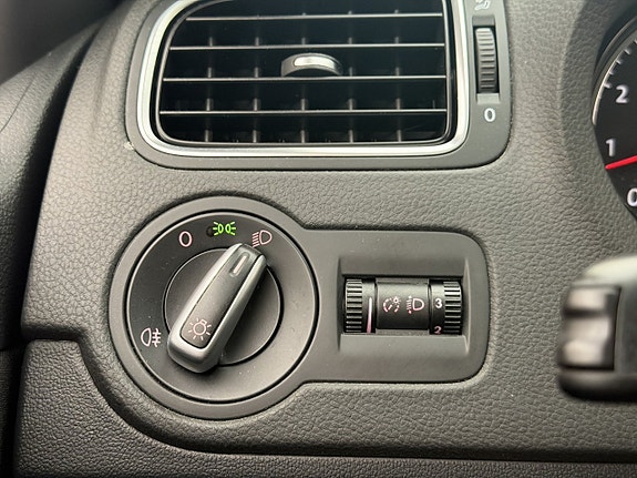 Volkswagen Polo 27 of 27