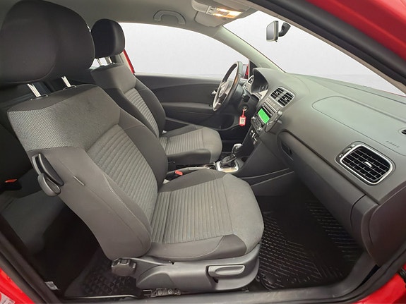 Volkswagen Polo 21 of 27