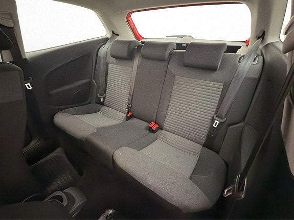 Volkswagen Polo 19 of 27
