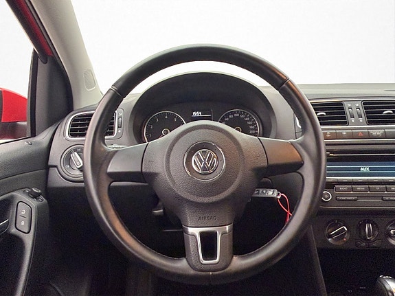 Volkswagen Polo 13 of 27