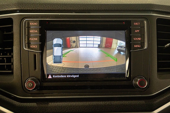 Volkswagen Amarok 15 of 21