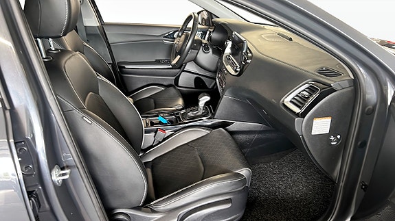 Kia XCeed 3 of 9