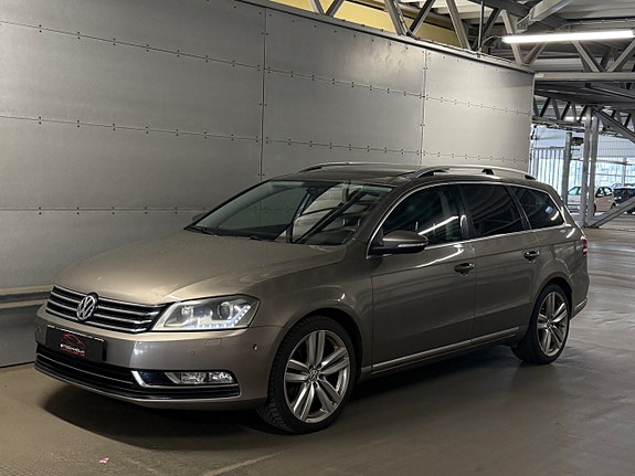 Volkswagen Passat 2 of 15