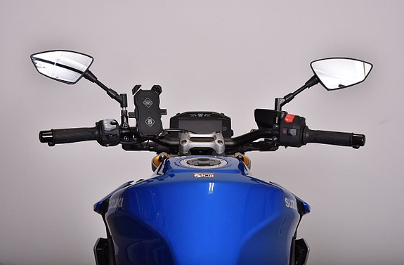 Suzuki GSX-S 1000 / GPR Slipon / Tailtidy 18 of 19