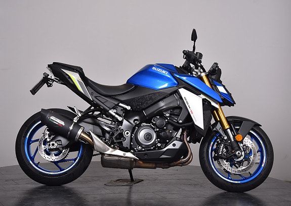 Suzuki GSX-S 1000 / GPR Slipon / Tailtidy 8 of 19