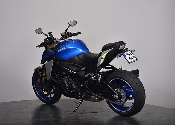 Suzuki GSX-S 1000 / GPR Slipon / Tailtidy 5 of 19