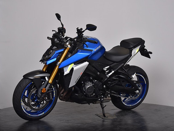 Suzuki GSX-S 1000 / GPR Slipon / Tailtidy 3 of 19