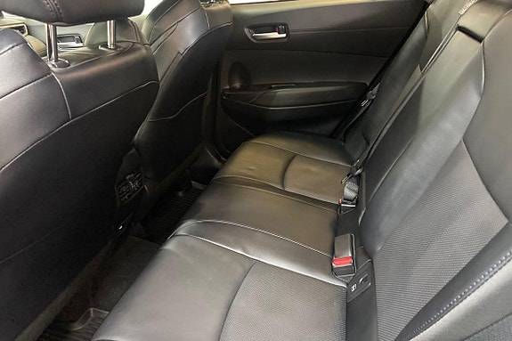 Toyota Corolla Cross 13 of 21