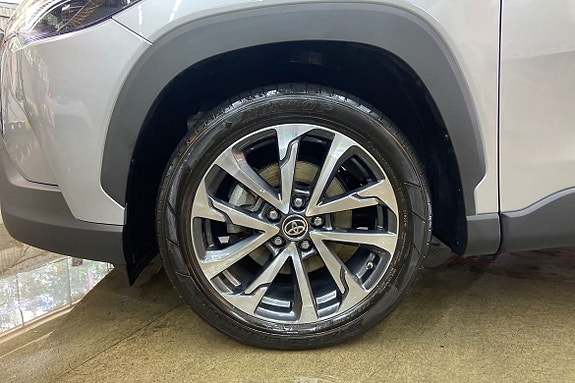Toyota Corolla Cross 17 of 21