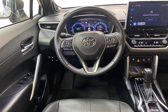 Toyota Corolla Cross 11 of 21