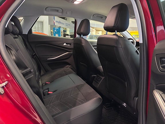 Opel Grandland 8 of 16