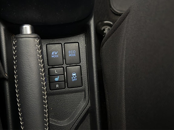 Toyota Yaris 20 of 30