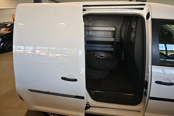 Volkswagen Caddy 10 of 18