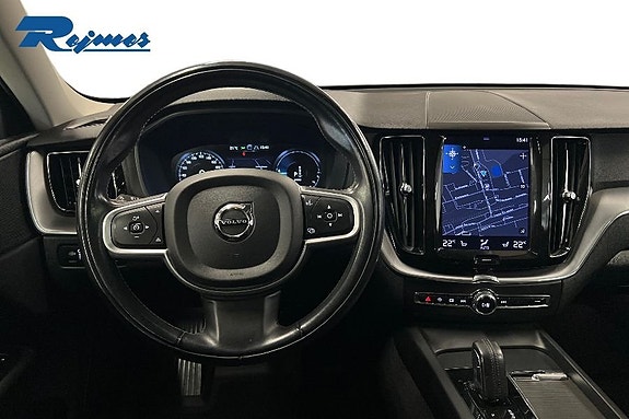 Volvo XC60 7 of 18
