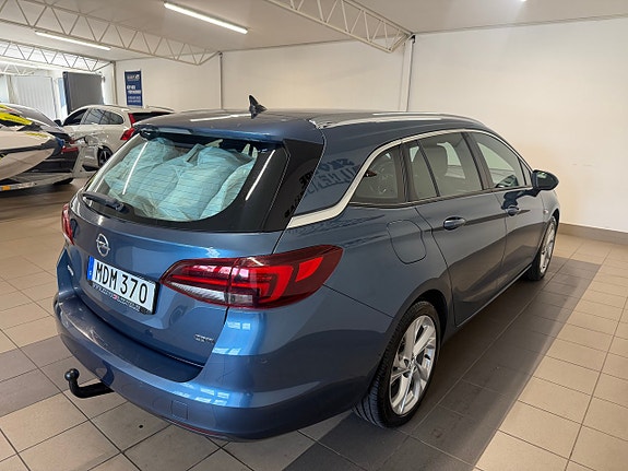Opel Astra 4 of 11