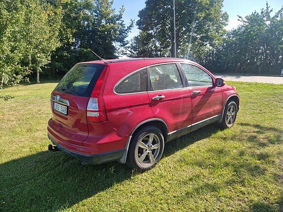 Honda CR-V 3 of 7