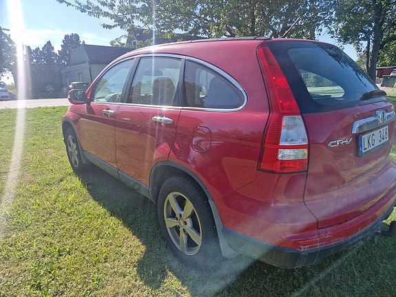 Honda CR-V 4 of 7