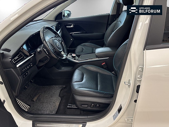Kia e-Niro 8 of 17