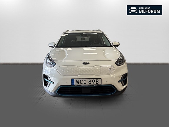 Kia e-Niro 2 of 17