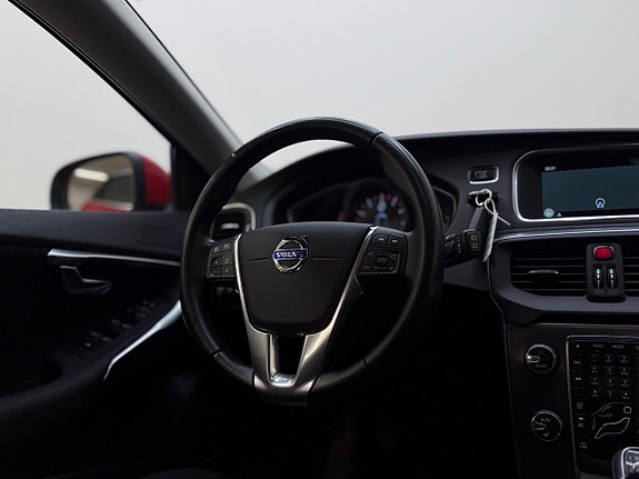 Volvo V40 24 of 26