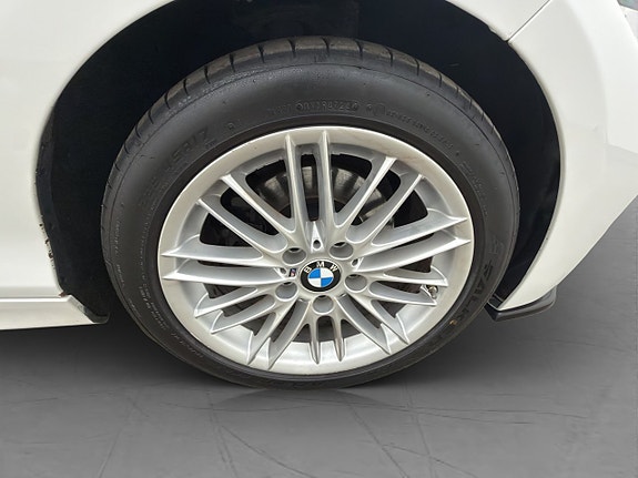 BMW 120 28 of 30