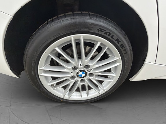 BMW 120 27 of 30