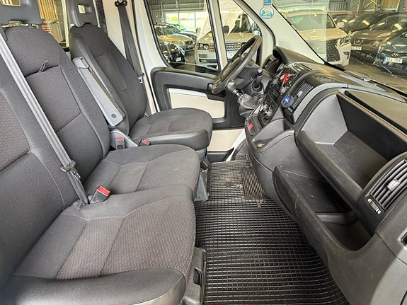 Peugeot Boxer 9 of 10