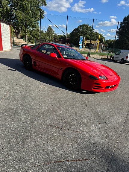 Mitsubishi 3000 GT 3 of 6