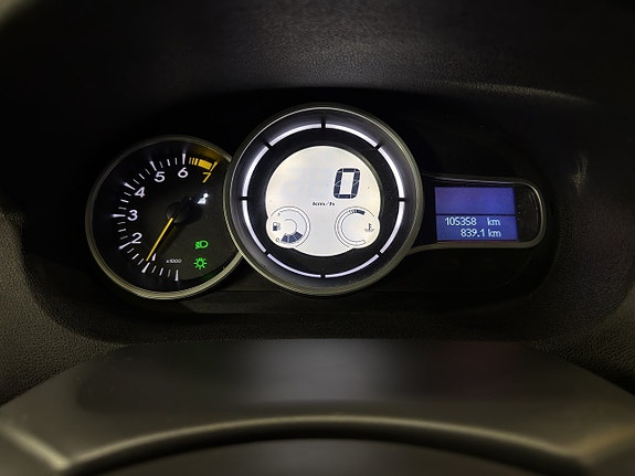 Renault Megane 22 of 27