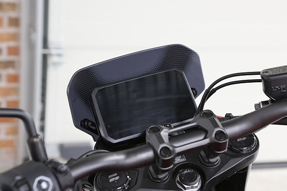 Honda CB 500 Hornet 9 of 11