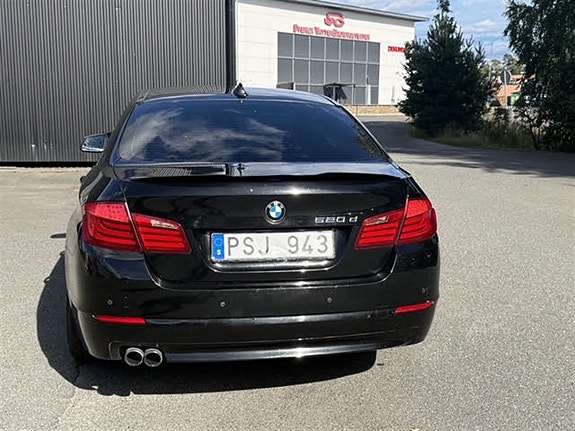 BMW 520 5 of 13