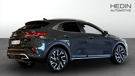 Kia XCeed 2 of 16