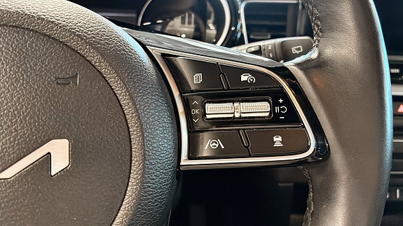 Kia XCeed 15 of 16