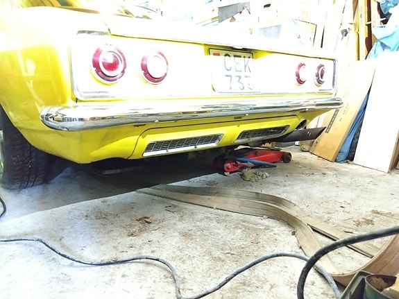 Chevrolet Corvair 25 of 30