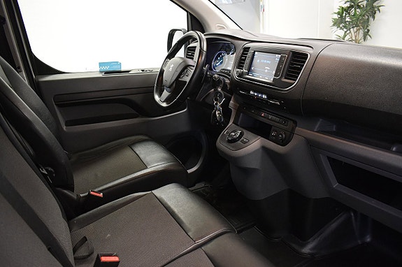 Peugeot Expert 8 of 26