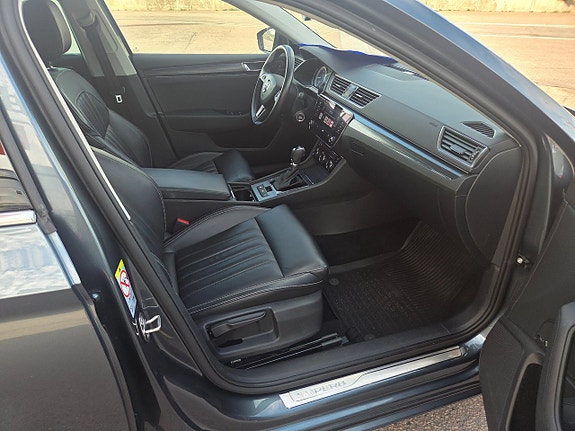 Skoda Superb 14 of 26